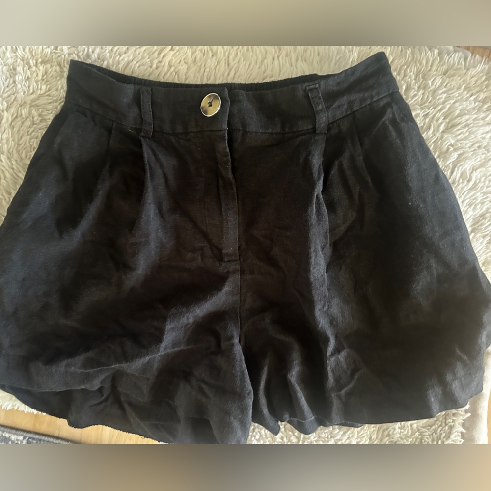 Women's Black Linen Shorts